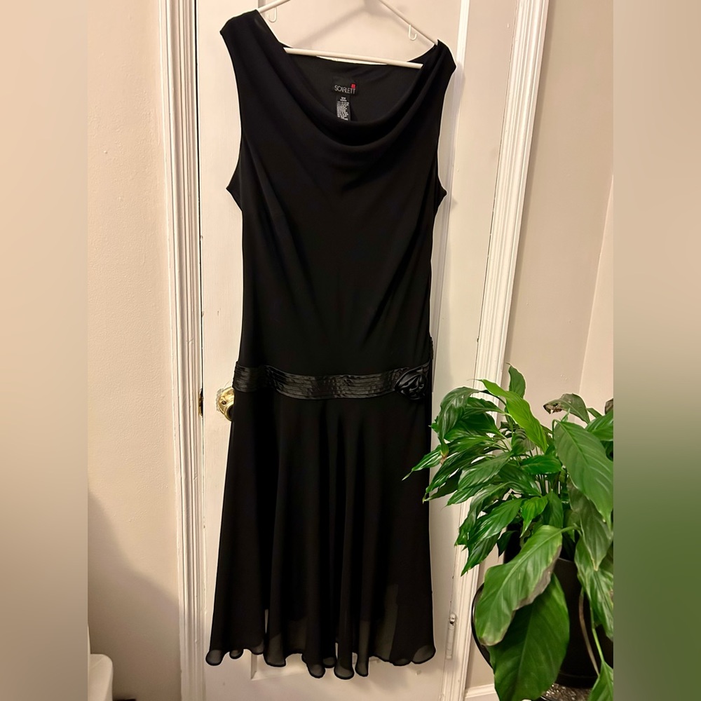 Scarlett Black Sleeveless Cowl Neck Dress